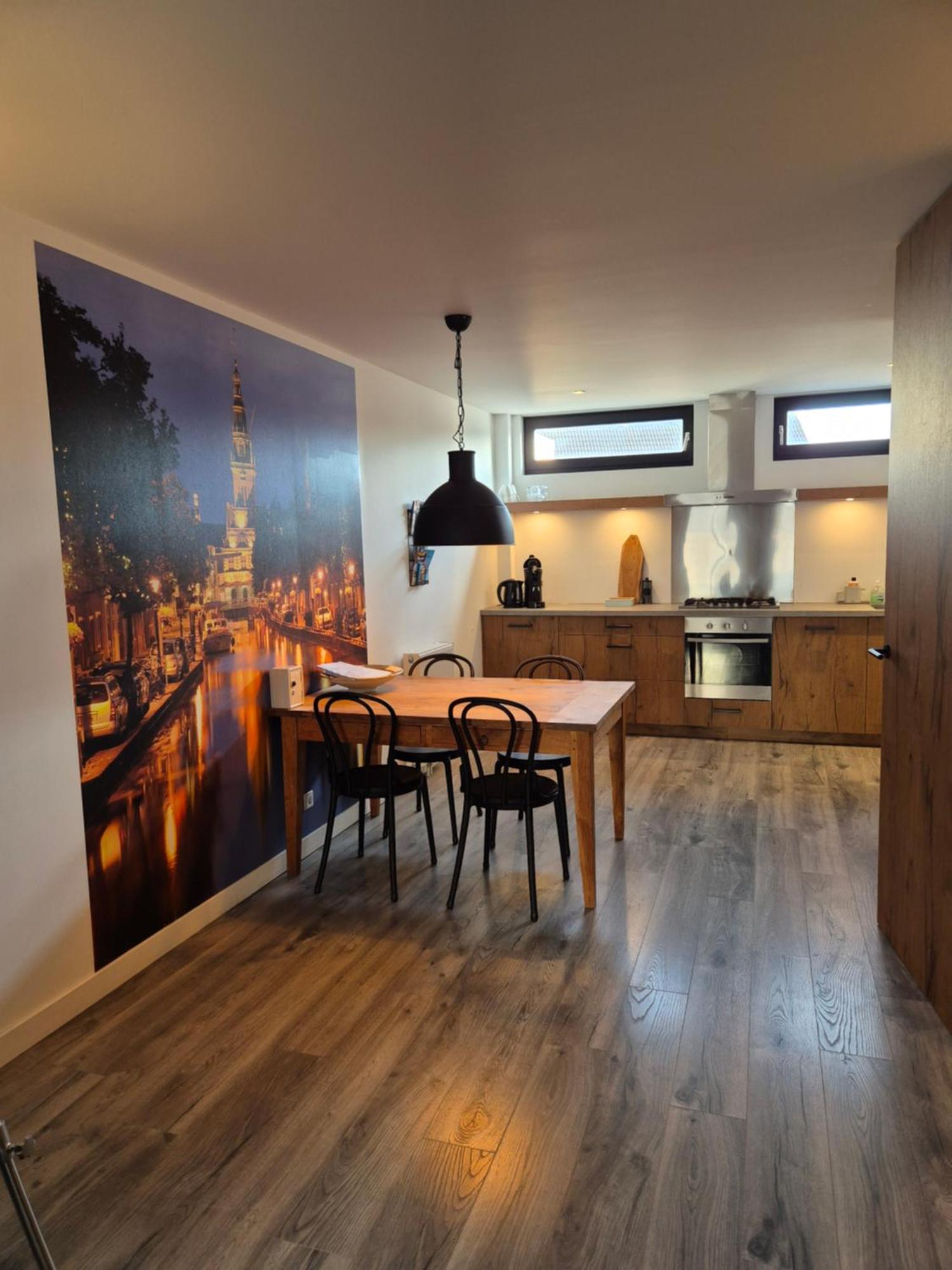 Fab City Apartment อัลค์มาร์ ภายนอก รูปภาพ