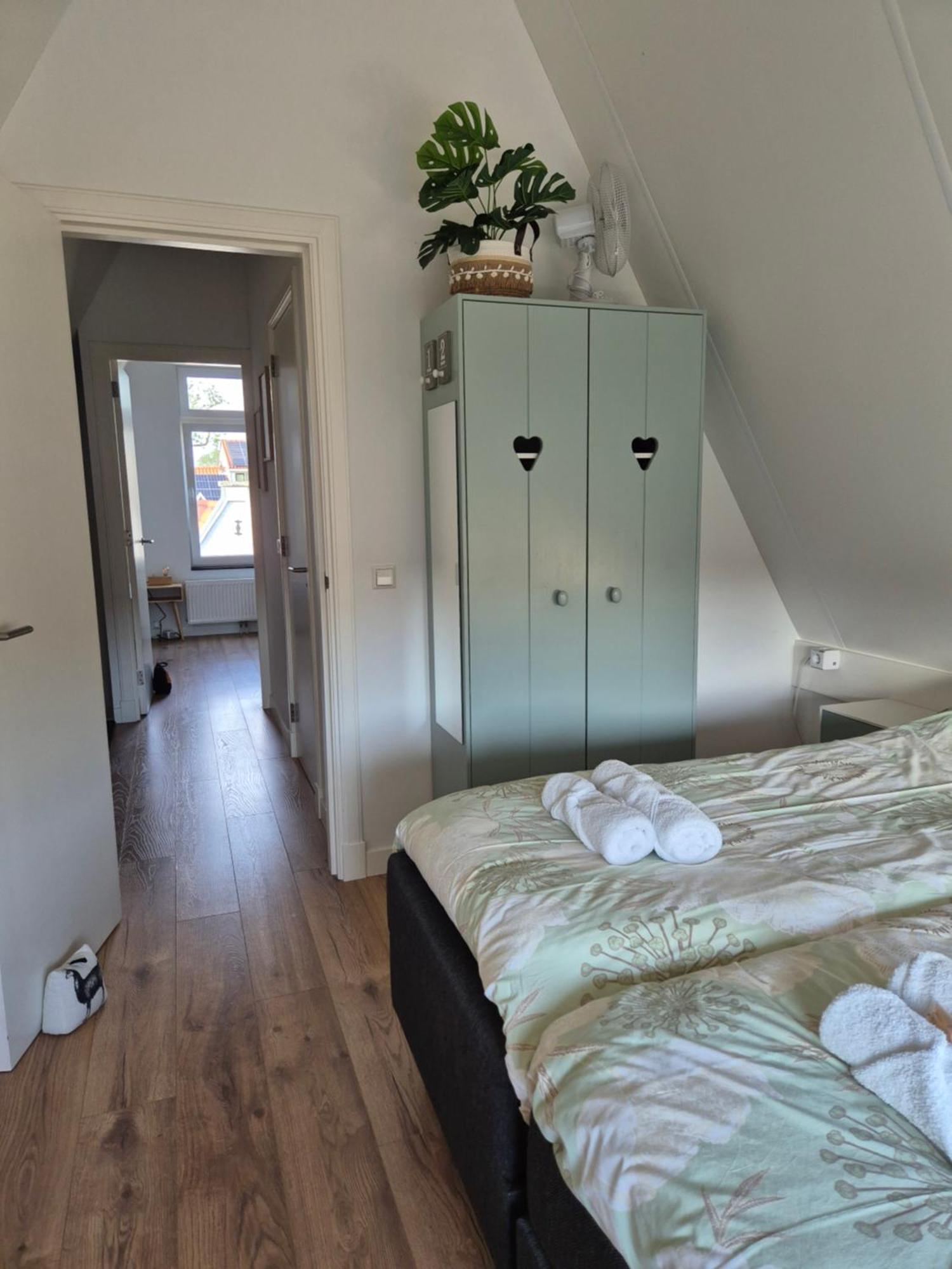 Fab City Apartment อัลค์มาร์ ภายนอก รูปภาพ